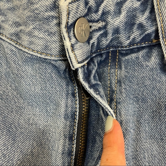 Calvin Klein High Rise Dad Jeans - Picture 9 of 11